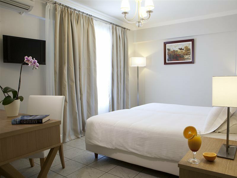 Lefko Hotel & Apartments Нідрі Екстер'єр фото