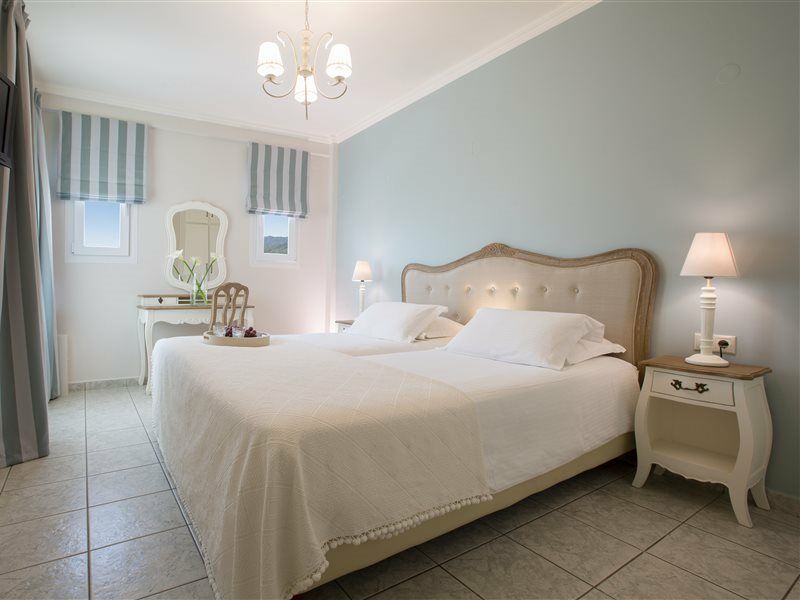 Lefko Hotel & Apartments Нідрі Екстер'єр фото
